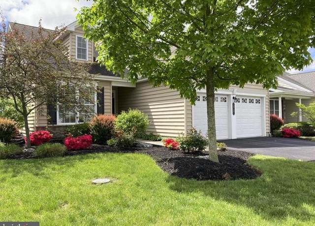 Property at 53 Presidents Dr, Mechanicsburg, PA 17050, 3 beds, 3 baths