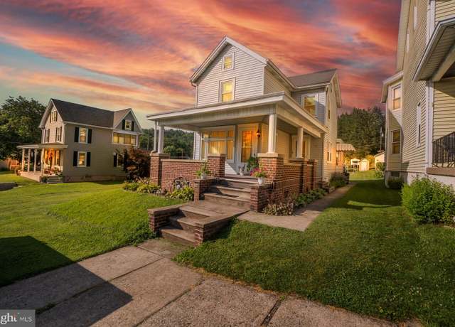 Property at 529 Hamilton St, Bowmanstown, PA 18030, 3 beds, 1.5 baths