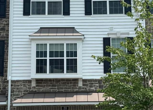 Property at 211 Corvus Cir #128, Media, PA 19063, 4 beds, 3.5 baths