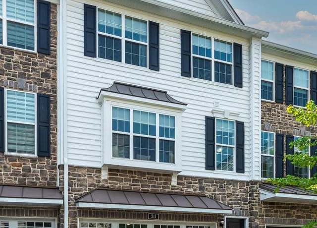 Property at 211 Corvus Cir #128, Media, PA 19063, 4 beds, 3.5 baths
