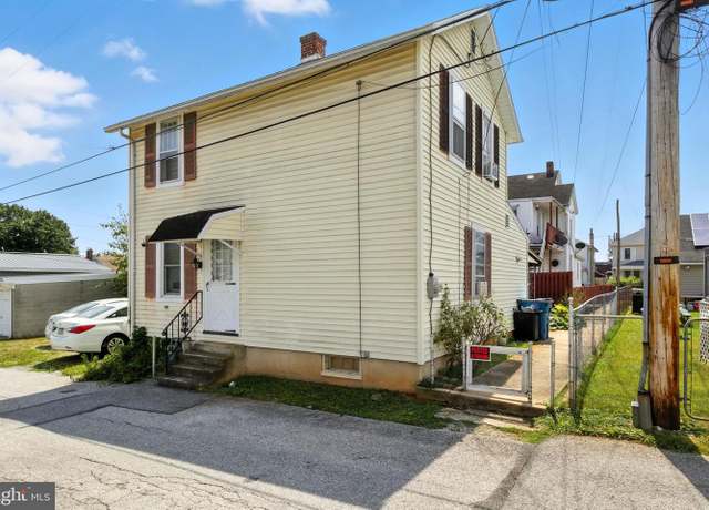 Property at 1745 Filbert Rear St, York, PA 17404, 3 beds, 1 bath