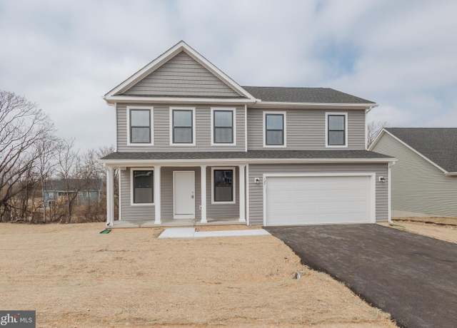Property at 127 Duluth Dr, Martinsburg, WV 25404, 4 beds, 2.5 baths