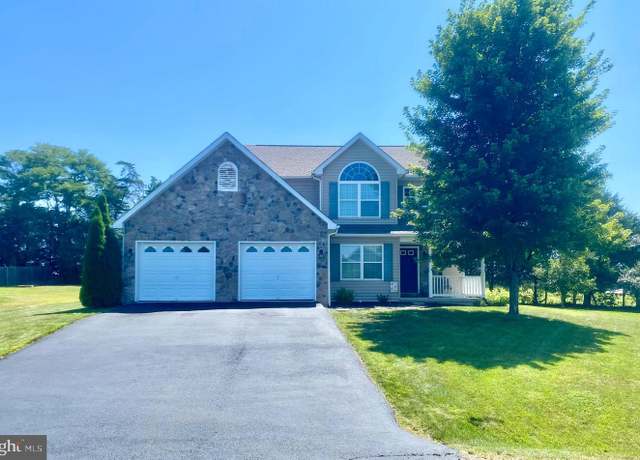Property at 25 Ruskin Ct, Inwood, WV 25428, 3 beds, 2.5 baths