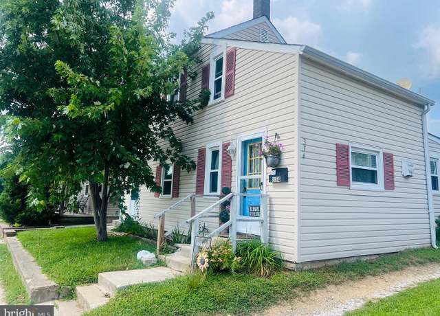 Property at 354 N Main St, Smyrna, DE 19977, 4 beds, 1.5 baths
