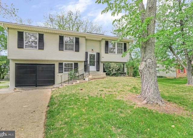 Property at 223 Compton Rd, Waldorf, MD 20602, 3 beds, 1.5 baths