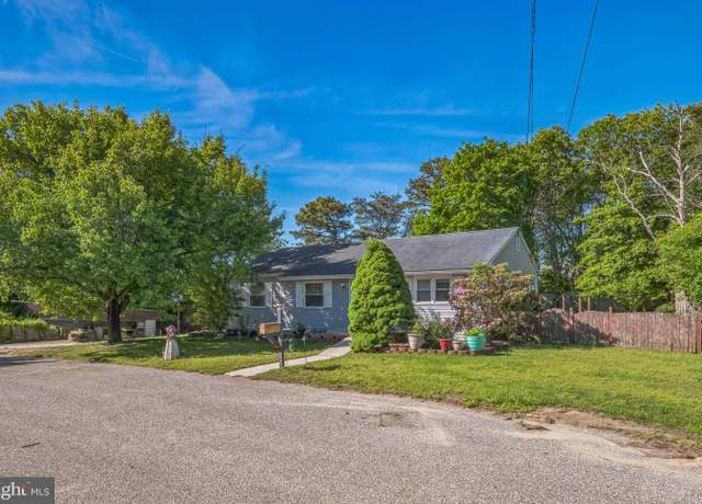 Property at 14 Roberts Ave, Marmora, NJ 08223, 3 beds, 2 baths