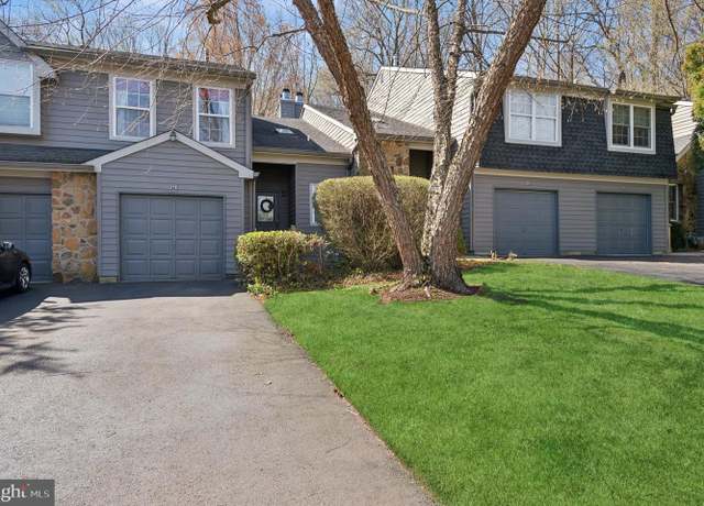 Property at 27 E Chicopee Dr, Princeton, NJ 08540, 2 beds, 2.5 baths
