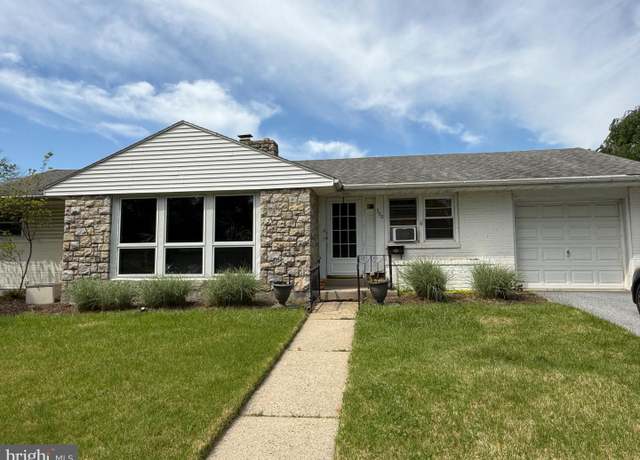 Property at 300 Stevens Ave, Reading, PA 19608, 3 beds, 2 baths
