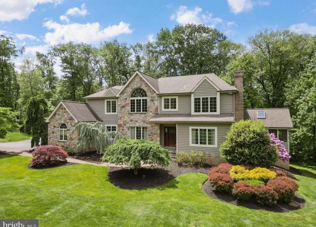 Property at 2 Turnberry Way, New Hope, PA 18938, 4 beds, 2.5 baths