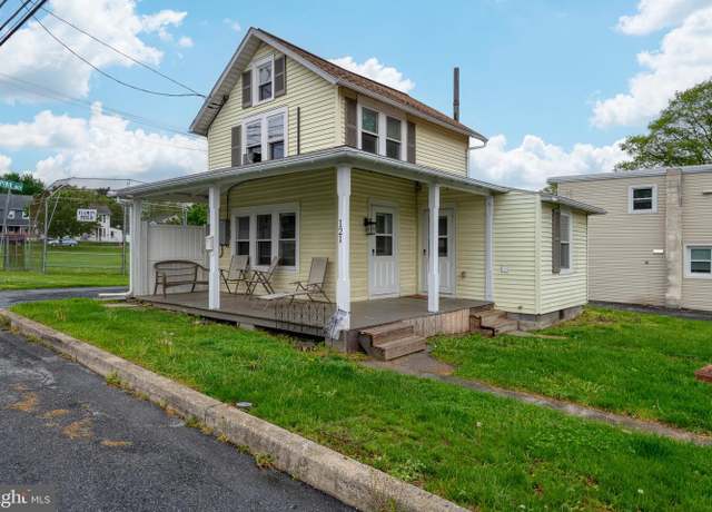 Property at 121 N Plum St, Mount Joy, PA 17552, 1 bed, 1 bath