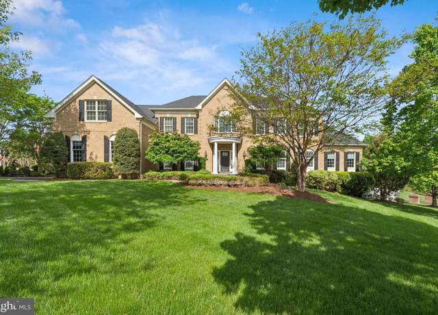 Property at 43526 Pumpkin Ridge Ct, Ashburn, VA 20147, 6 beds, 4.5 baths