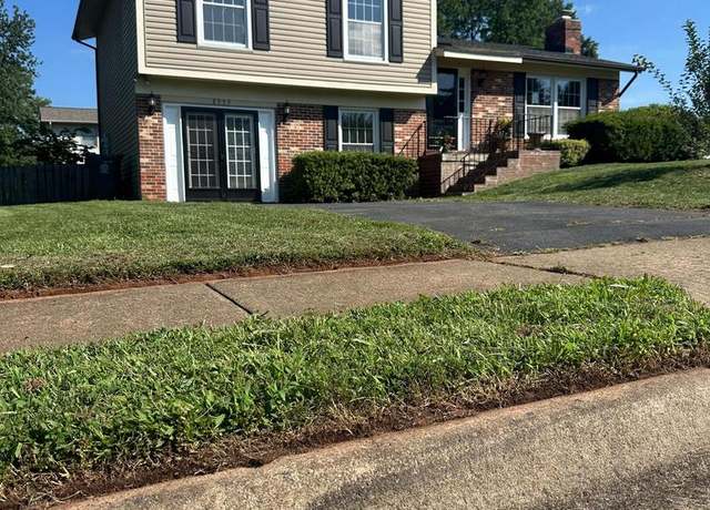 Property at 8959 Rolling Rd, Manassas, VA 20110, 4 beds, 2 baths