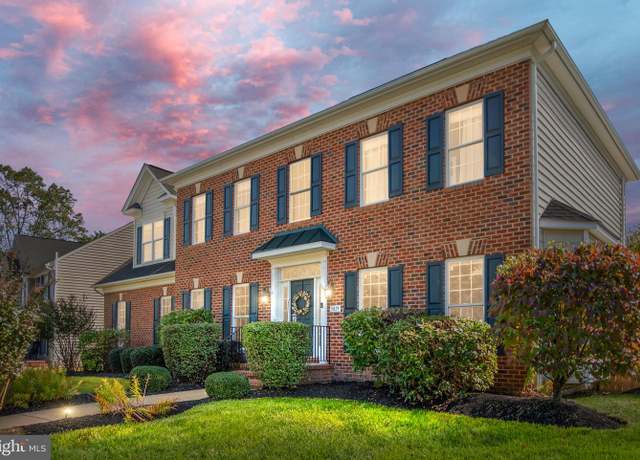 Property at 5819 Telluride Ln, Spotsylvania, VA 22553, 4 beds, 3.5 baths