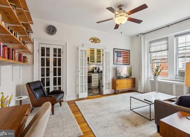 Property at 1526 17th St NW #405, Washington, DC 20036, 1 bed, 1 bath