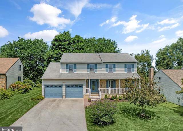 Property at 13 Firechase Cir, Newark, DE 19711, 4 beds, 2.5 baths
