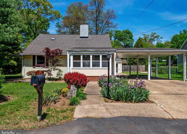 Property at 550 6th St, Pasadena, MD 21122, 4 beds, 2.5 baths