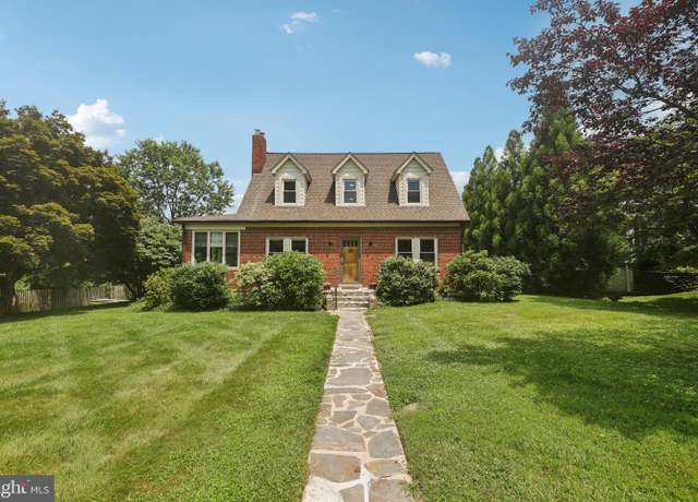 Property at 4019 Hunt Ave, Ellicott City, MD 21043, 4 beds, 2.5 baths