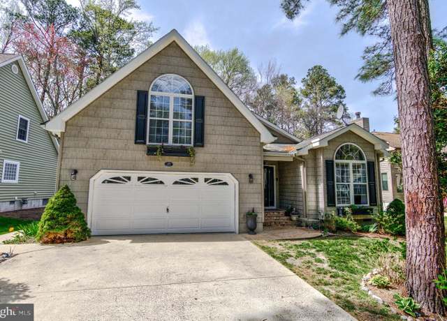 Property at 17 Juneway Ln, Ocean Pines, MD 21811, 4 beds, 3 baths