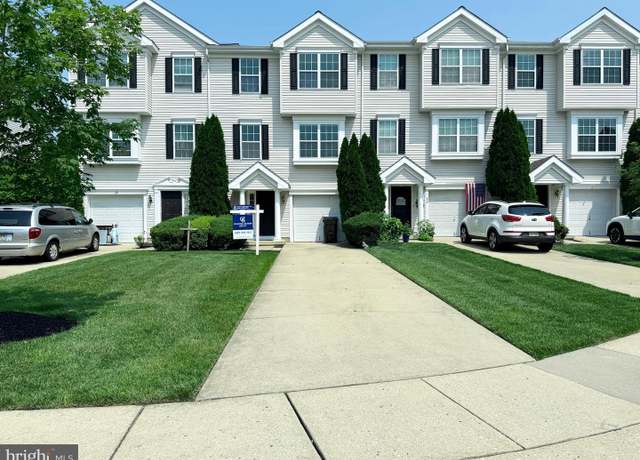 Property at 31 Highgrove, West Deptford, NJ 08086, 3 beds, 2.5 baths