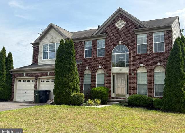 Property at 208 Ripley Ct, Williamstown, NJ 08094, 4 beds, 2.5 baths