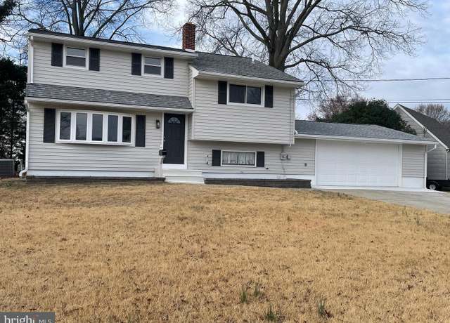 Property at 16 Jones Ave, Pennsville, NJ 08070, 4 beds, 1.5 baths