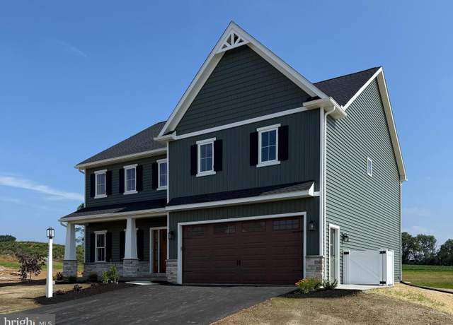 Property at 221 Parkside Pl Lot 35, Lancaster, PA 17602, 5 beds, 3 baths