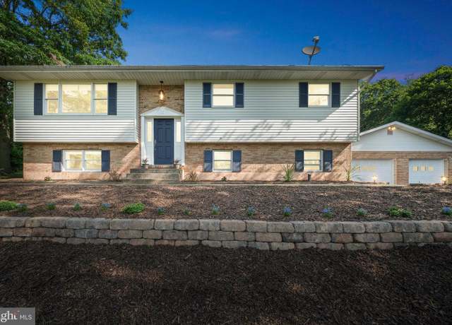 Property at 2922 Dogwood Dr, Coopersburg, PA 18036, 3 beds, 2.5 baths