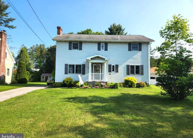 Property at 878 Tayman Ave, Somerset, PA 15501, 4 beds, 2 baths