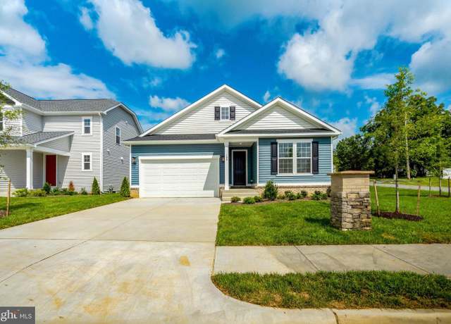 Property at 100 Midsummer Ln, Middletown, VA 22645, 3 beds, 2 baths
