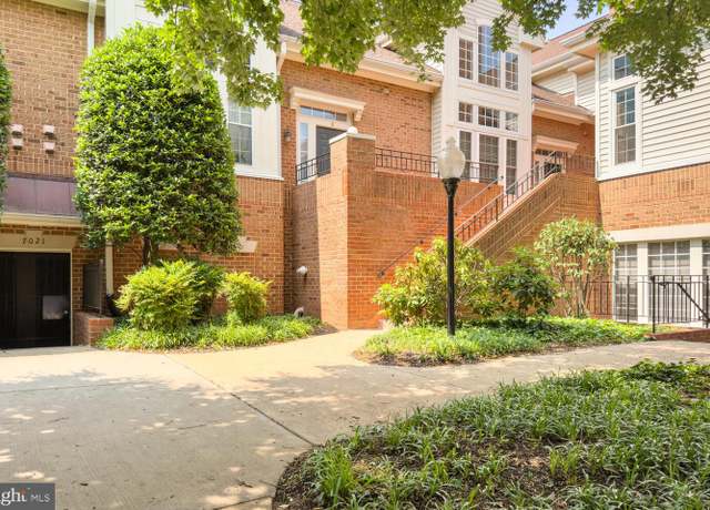 Property at 7021 Haycock Rd Unit K, Falls Church, VA 22043, 2 beds, 2.5 baths