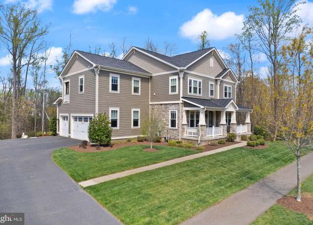 Property at 41062 Lyndale Woods Dr, Aldie, VA 20105, 5 beds, 5 baths