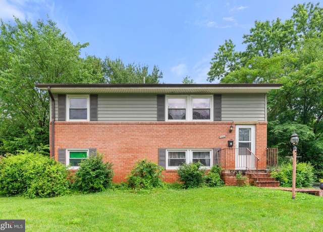 Property at 1006 S Ironwood Rd, Sterling, VA 20164, 3 beds, 1.5 baths