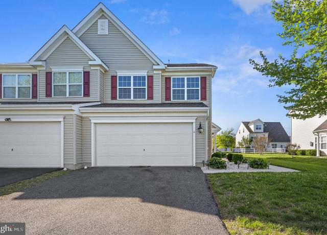 Property at 6 Cottage Ct, Smyrna, DE 19977, 3 beds, 2.5 baths