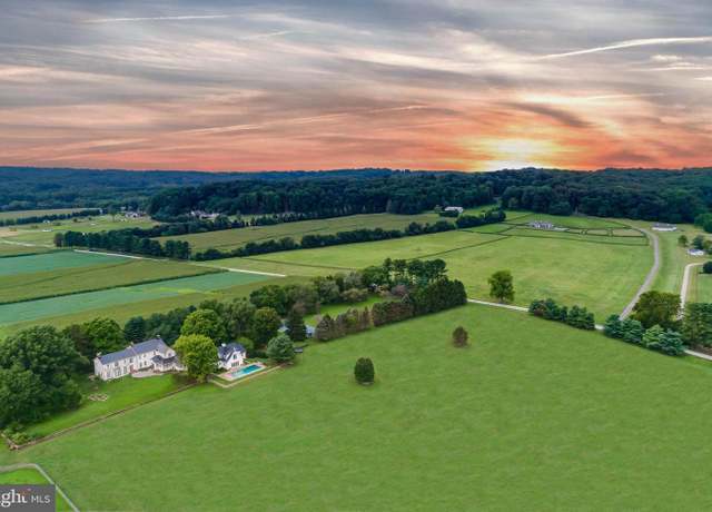 Property at 13401 Longnecker Rd, Reisterstown, MD 21136, 6 beds, 6.5 baths