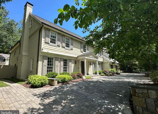 Property at 6801 Newbold Dr, Bethesda, MD 20817, 7 beds, 6.5 baths