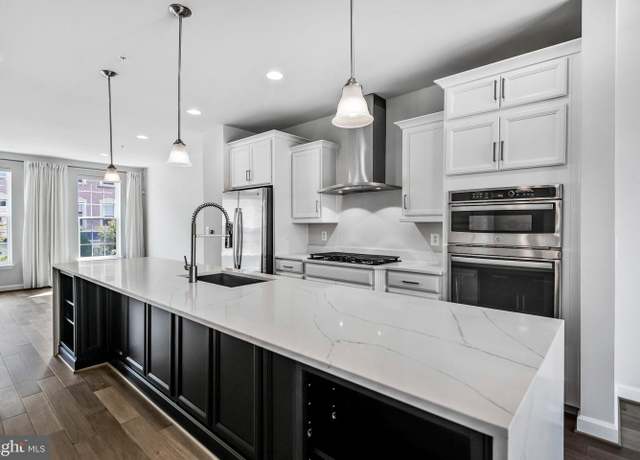 Property at 619 Skiff Way, Oxon Hill, MD 20745, 3 beds, 4 baths