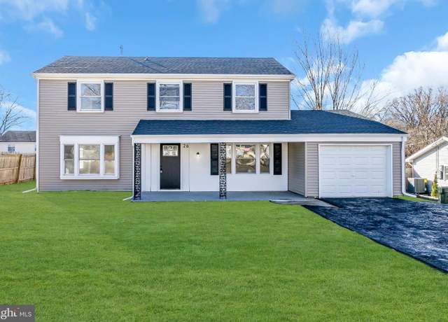 Property at 26 Palfrey Ln, Willingboro, NJ 08046, 3 beds, 2.5 baths