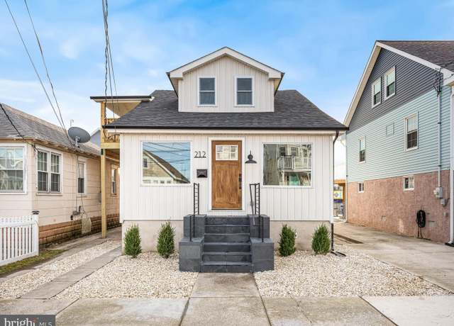Property at 212 W 13th Ave, Wildwood, NJ 08260, 5 beds, 2 baths