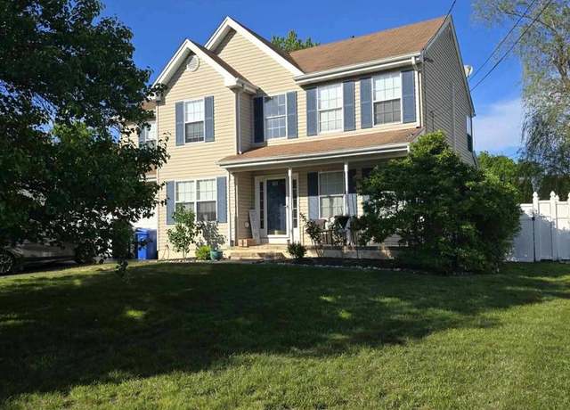 Property at 121 Gaff Rd, Manahawkin, NJ 08050, 4 beds, 2.5 baths