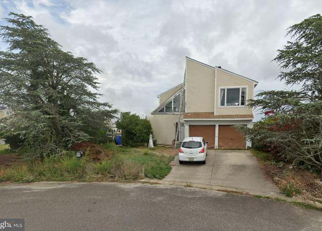 Property at 200 Southard Dr, Manahawkin, NJ 08050, 3 beds, 2 baths