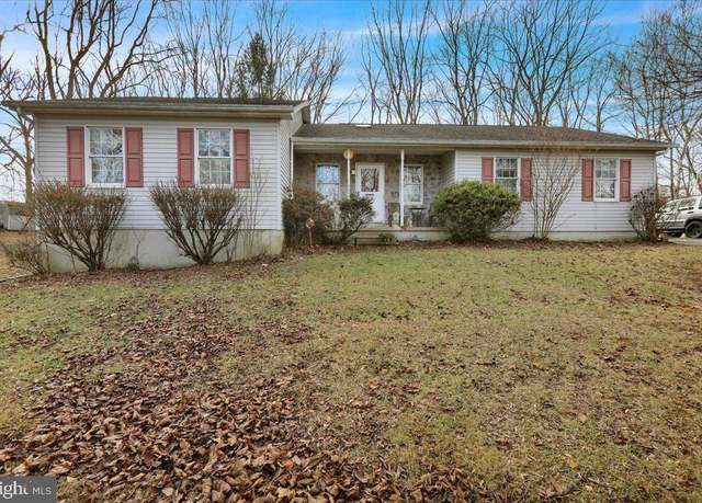 Property at 2448 Ventnor Ave, Reading, PA 19605, 3 beds, 2 baths