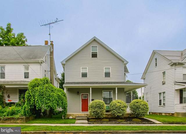 Property at 515 4th St, New Cumberland, PA 17070, 3 beds, 1.5 baths