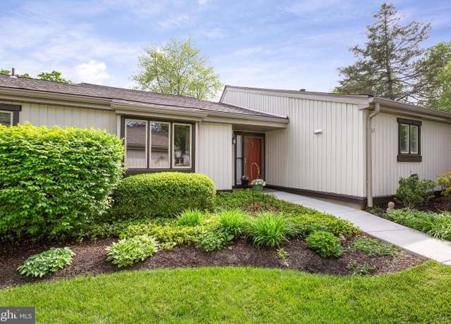 Property at 362 Devon Way, West Chester, PA 19380, 3 beds, 2 baths