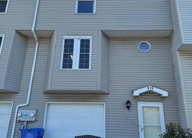 Property at 215 Chartwood Dr, Harrisburg, PA 17111, 3 beds, 2.5 baths