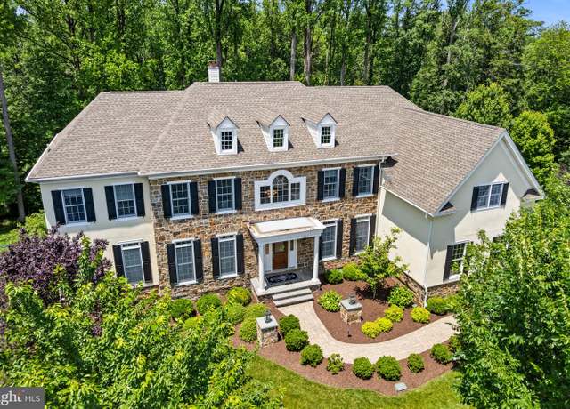 Property at 3917 Woodland Dr, Newtown Square, PA 19073, 8 beds, 7 baths