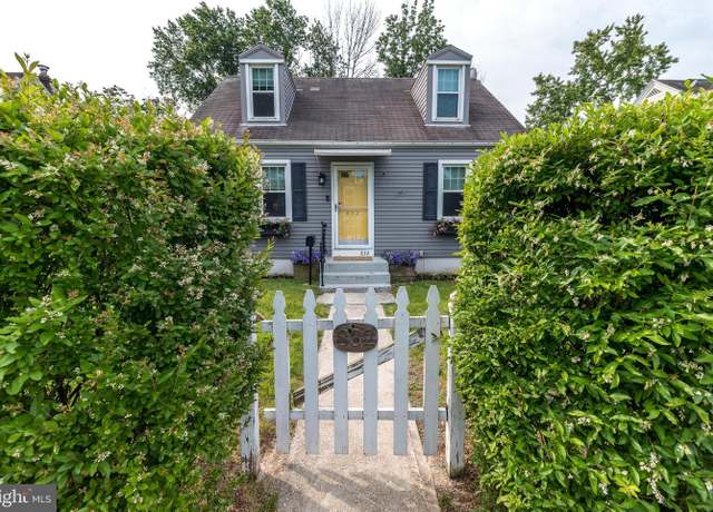 Property at 832 N Warren St, Pottstown, PA 19464, 3 beds, 1 bath
