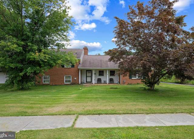 Property at 270 Mckinley Ave, Hanover, PA 17331, 5 beds, 2.5 baths