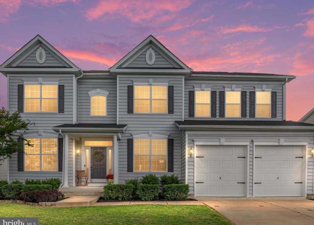 Property at 205 Dartmoor Dr, Stephens City, VA 22655, 5 beds, 3.5 baths