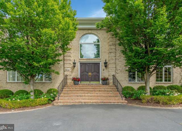 Property at 8013 Greenwich Woods Dr, Mclean, VA 22102, 5 beds, 4.5 baths