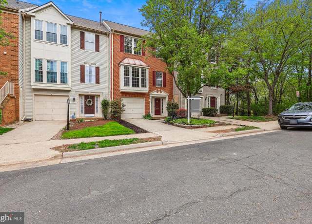 Property at 46703 Cavendish Sq, Sterling, VA 20165, 3 beds, 2.5 baths